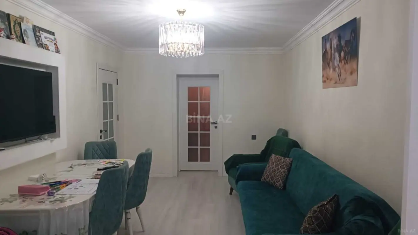 Satılır 3 otaqlı mənzil 104 m²