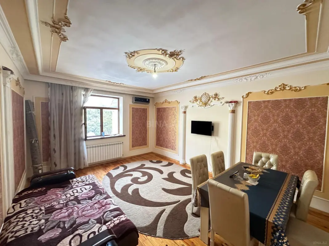 Satılır 2 otaqlı mənzil 77 m²