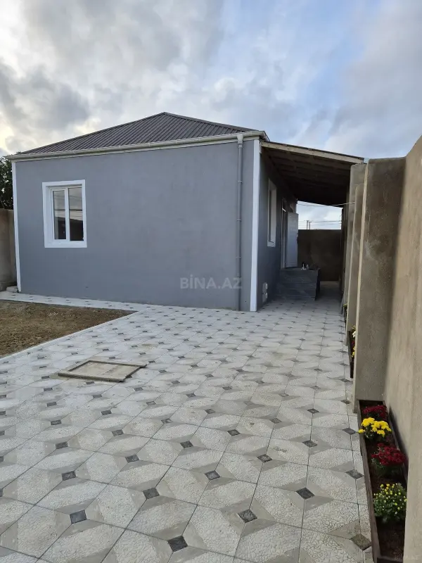 Satılır 3 otaqlı həyət evi 63 m²