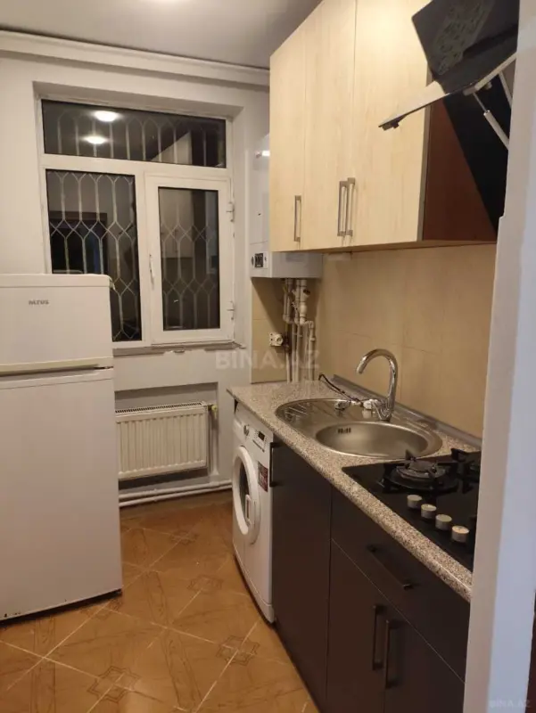 Kirayə verilir 3 otaqlı mənzil 100 m²