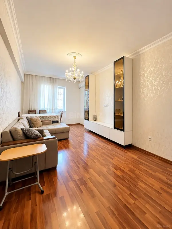Satılır 3 otaqlı mənzil 95 m²
