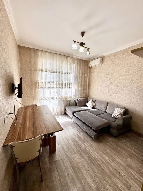 Kirayə verilir 1 otaqlı mənzil 45 m²
