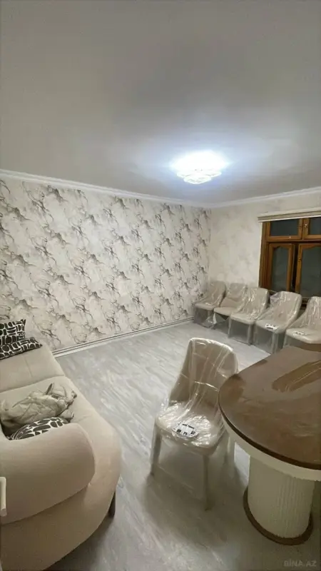 Satılır 2 otaqlı mənzil 90 m²