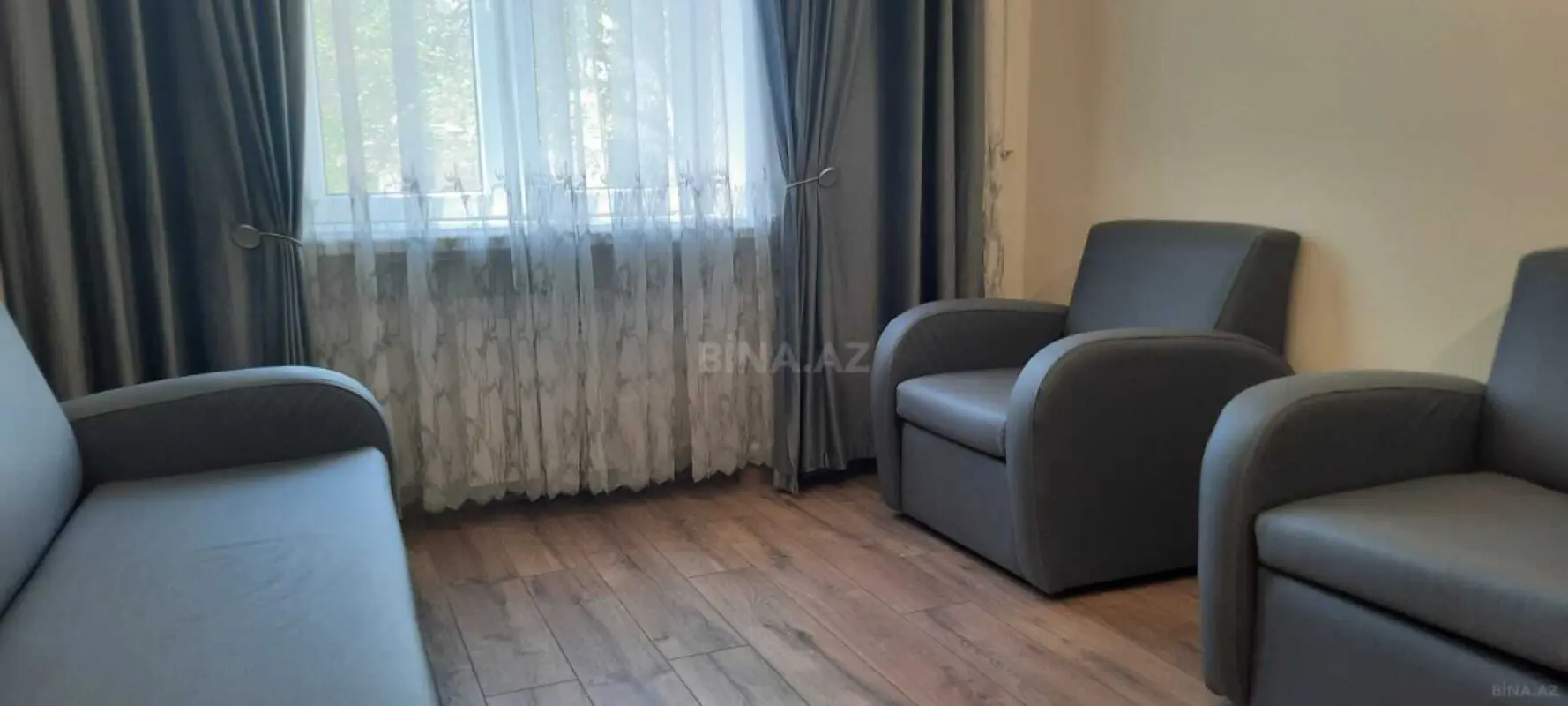Kirayə verilir 4 otaqlı mənzil 100 m²