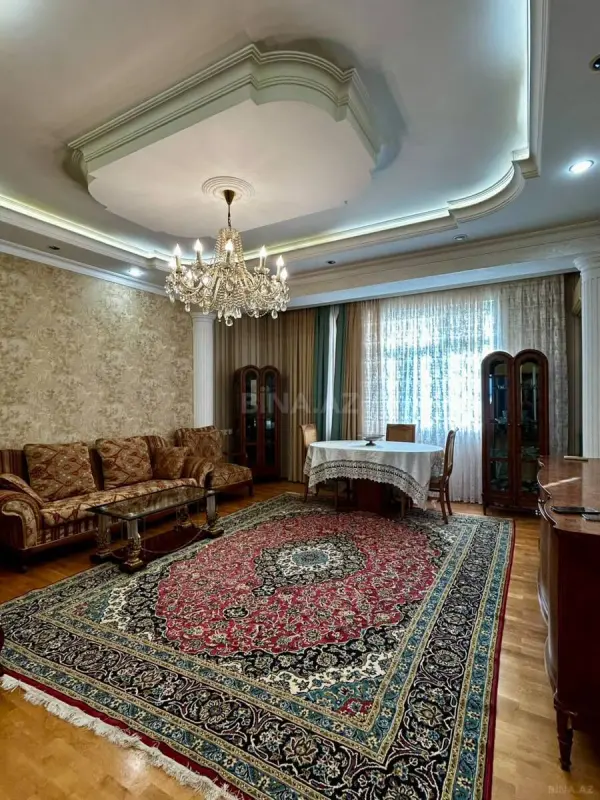 Kirayə verilir 3 otaqlı mənzil 110 m²