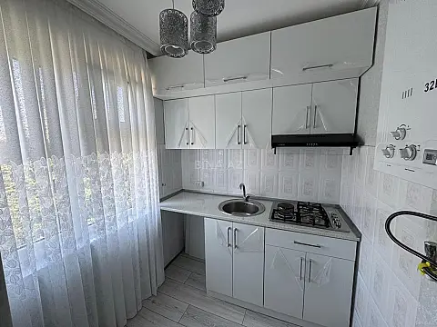 Satılır 2 otaqlı mənzil 50 m² — Bakı, 8-ci kilometr 2 otaq 50.00 m²