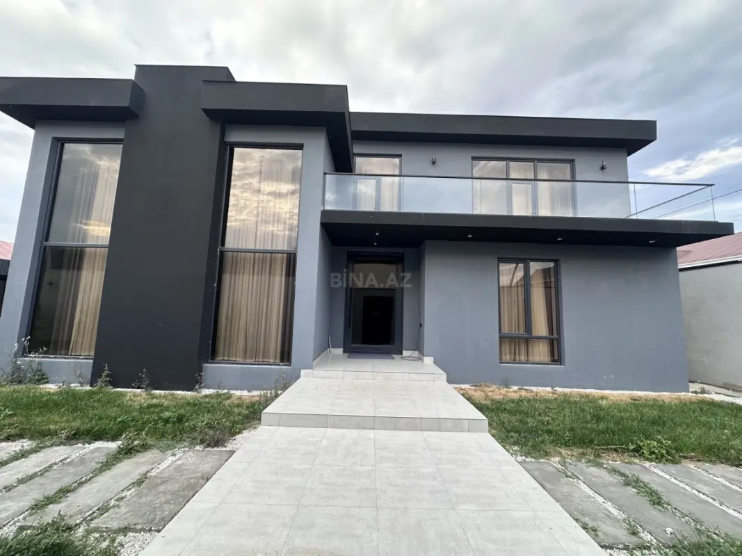 Kirayə verilir 4 otaqlı həyət evi 240 m²