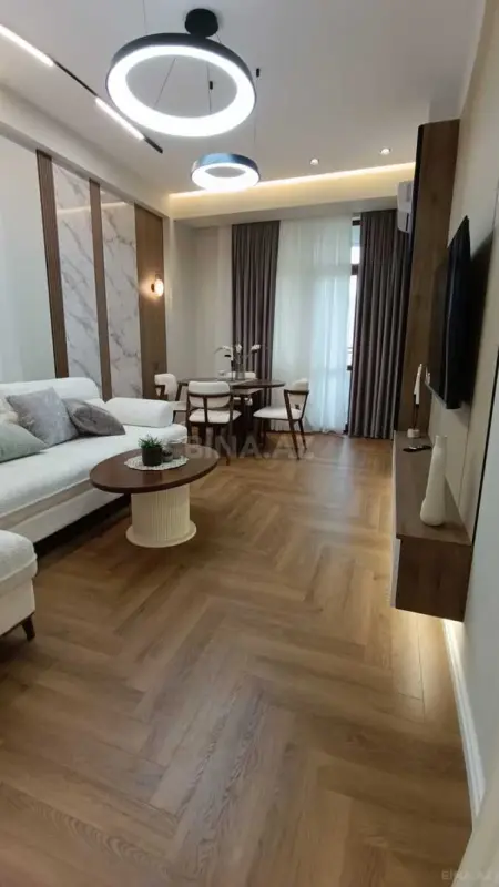 Satılır 2 otaqlı mənzil 65 m²