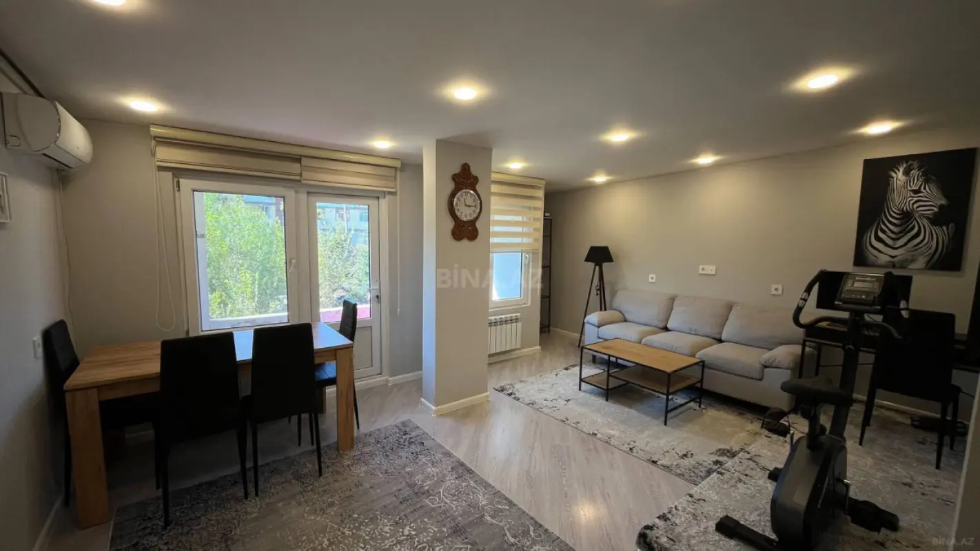 Satılır 2 otaqlı mənzil 58 m²