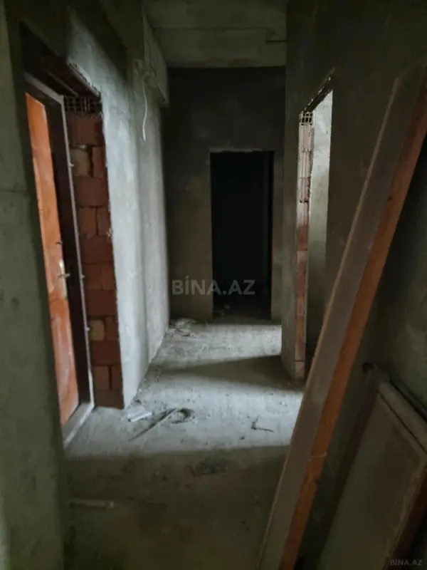 Satılır 2 otaqlı mənzil 70 m²