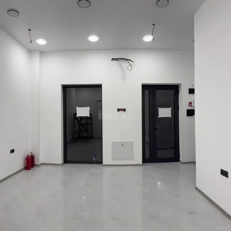 Satılır obyekt 32 m²