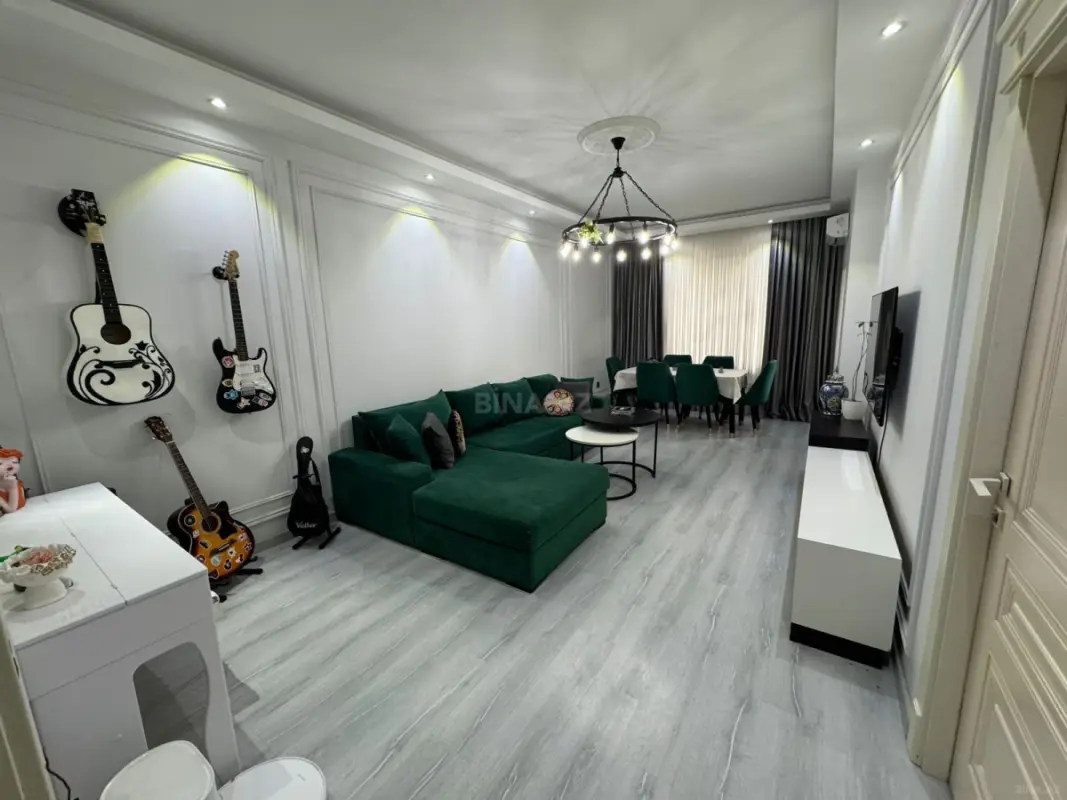 Satılır 2 otaqlı mənzil 62 m²