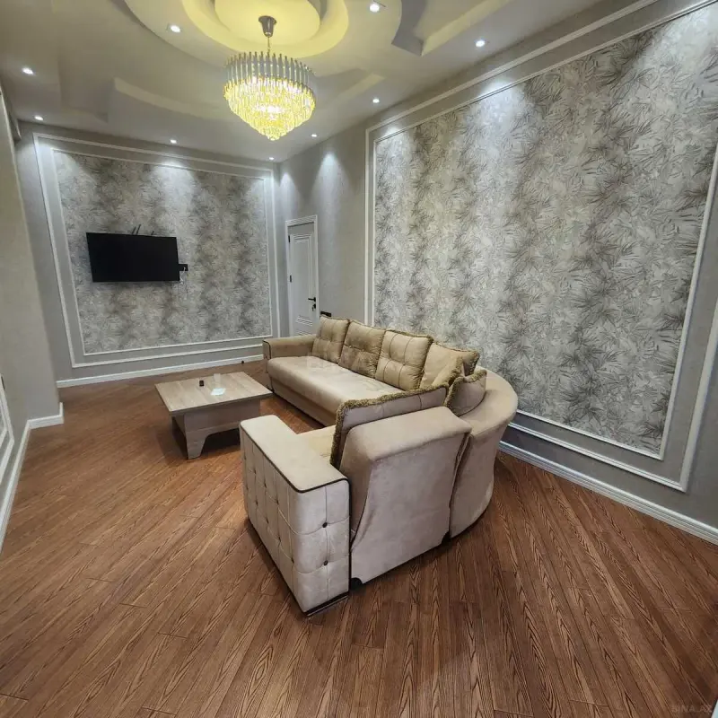Kirayə verilir 2 otaqlı mənzil 95 m²