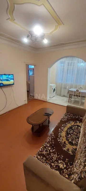 Kirayə verilir 2 otaqlı mənzil 45 m²