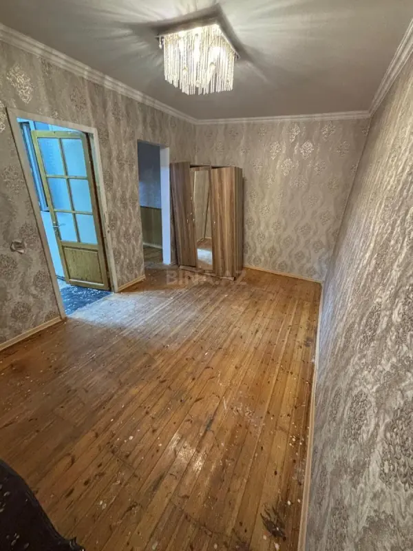 Satılır 2 otaqlı həyət evi 42 m²