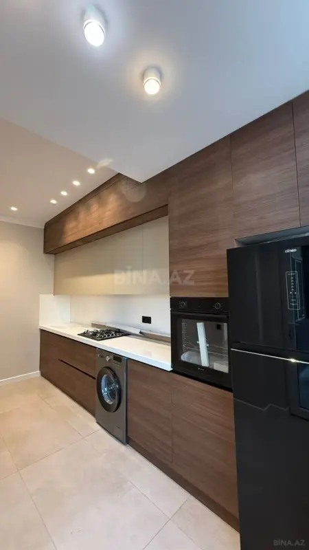 Satılır 3 otaqlı mənzil 105 m²