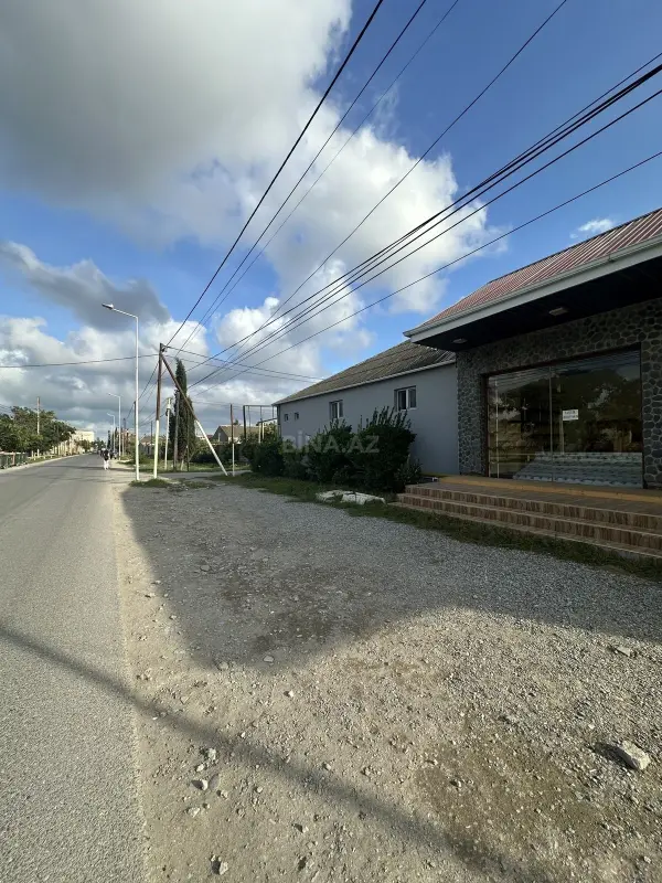 Satılır 3 otaqlı həyət evi 100 m²