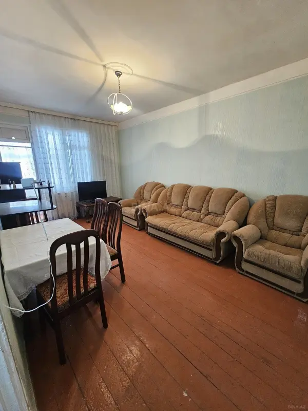 Kirayə verilir 2 otaqlı mənzil 45 m²