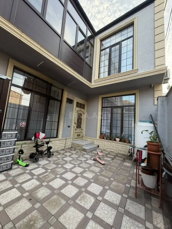 Satılır 6 otaqlı həyət evi 150 m²