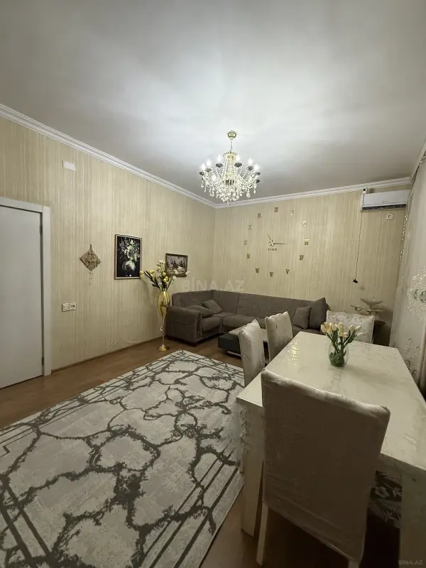Satılır 4 otaqlı mənzil 115 m²