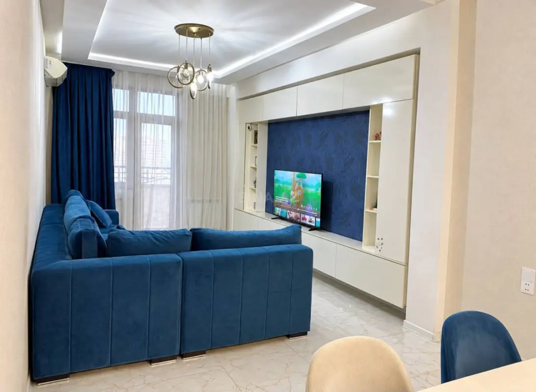 Satılır 2 otaqlı mənzil 90 m²