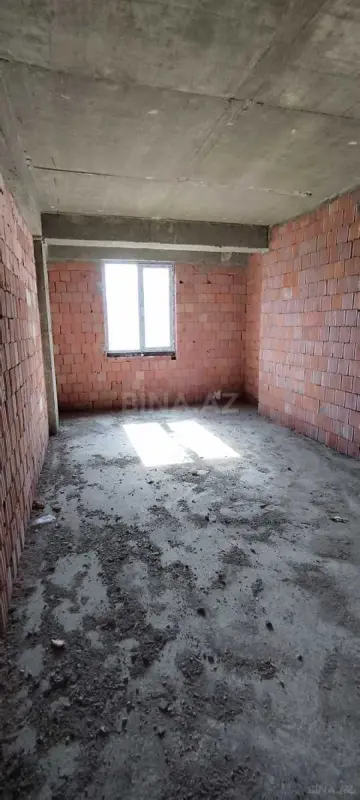 Satılır 2 otaqlı mənzil 85 m²