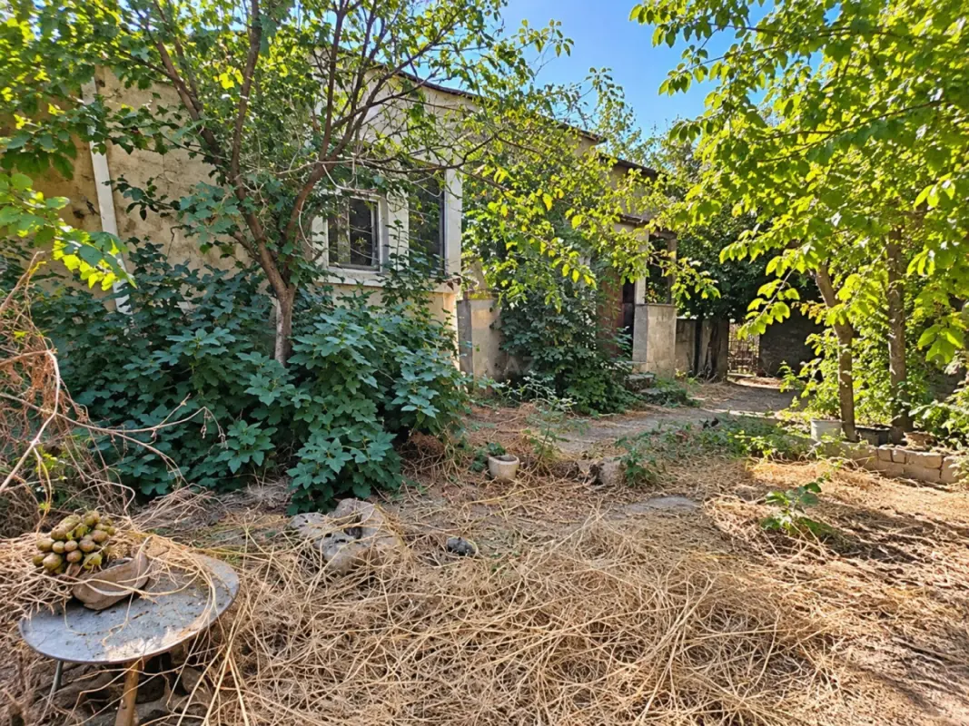 Satılır 3 otaqlı həyət evi 65 m²
