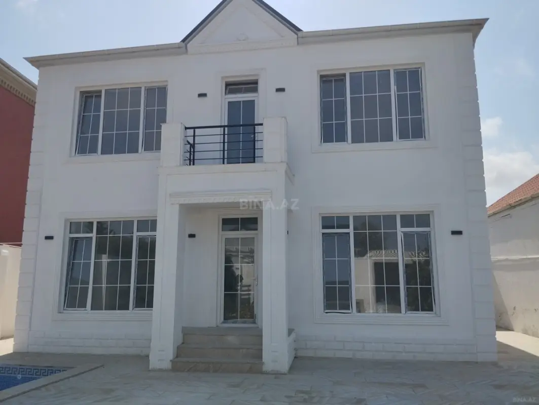 Satılır 6 otaqlı həyət evi 210 m²