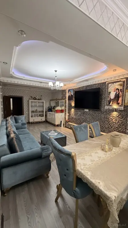 Satılır 3 otaqlı mənzil 125 m²