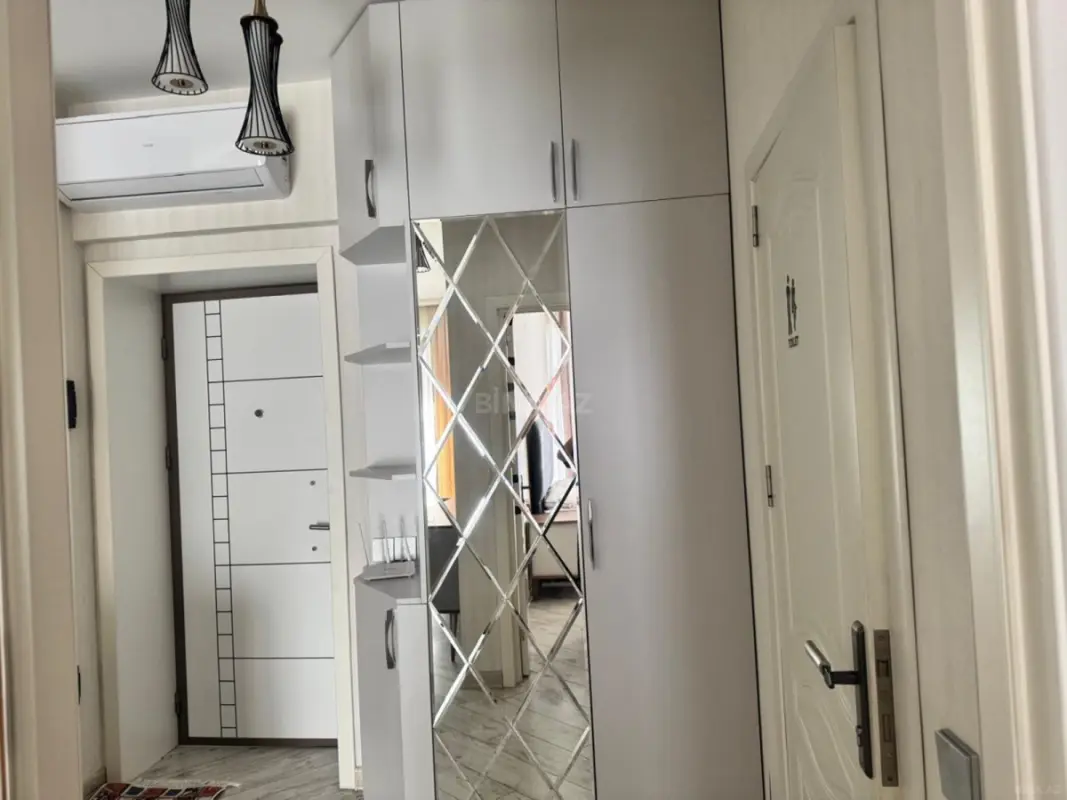 Kirayə verilir 2 otaqlı mənzil 64 m²