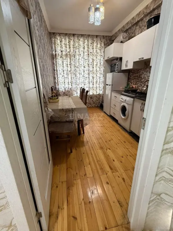 Satılır 1 otaqlı mənzil 53 m²