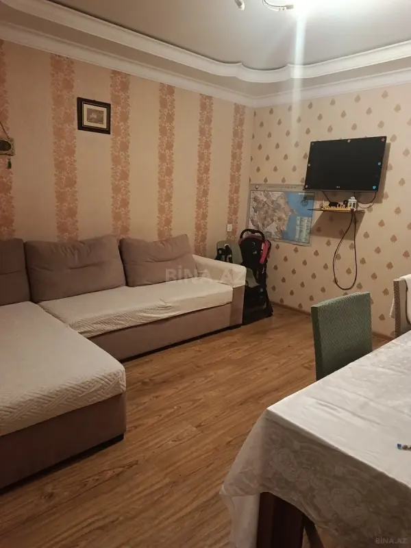 Satılır 2 otaqlı mənzil 72 m²