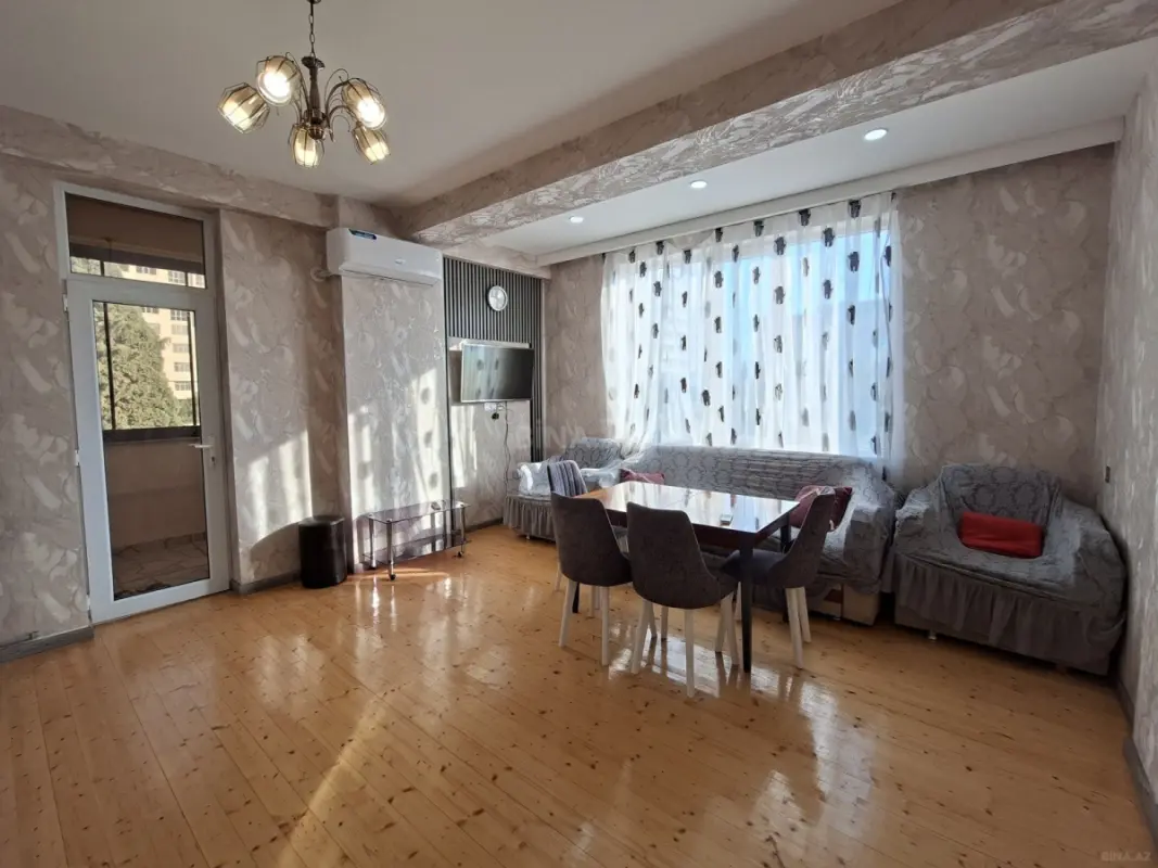 Kirayə verilir 3 otaqlı mənzil 90 m²