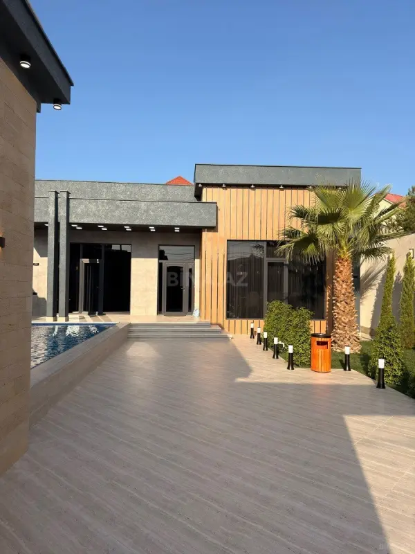 Satılır 5 otaqlı həyət evi 200 m²