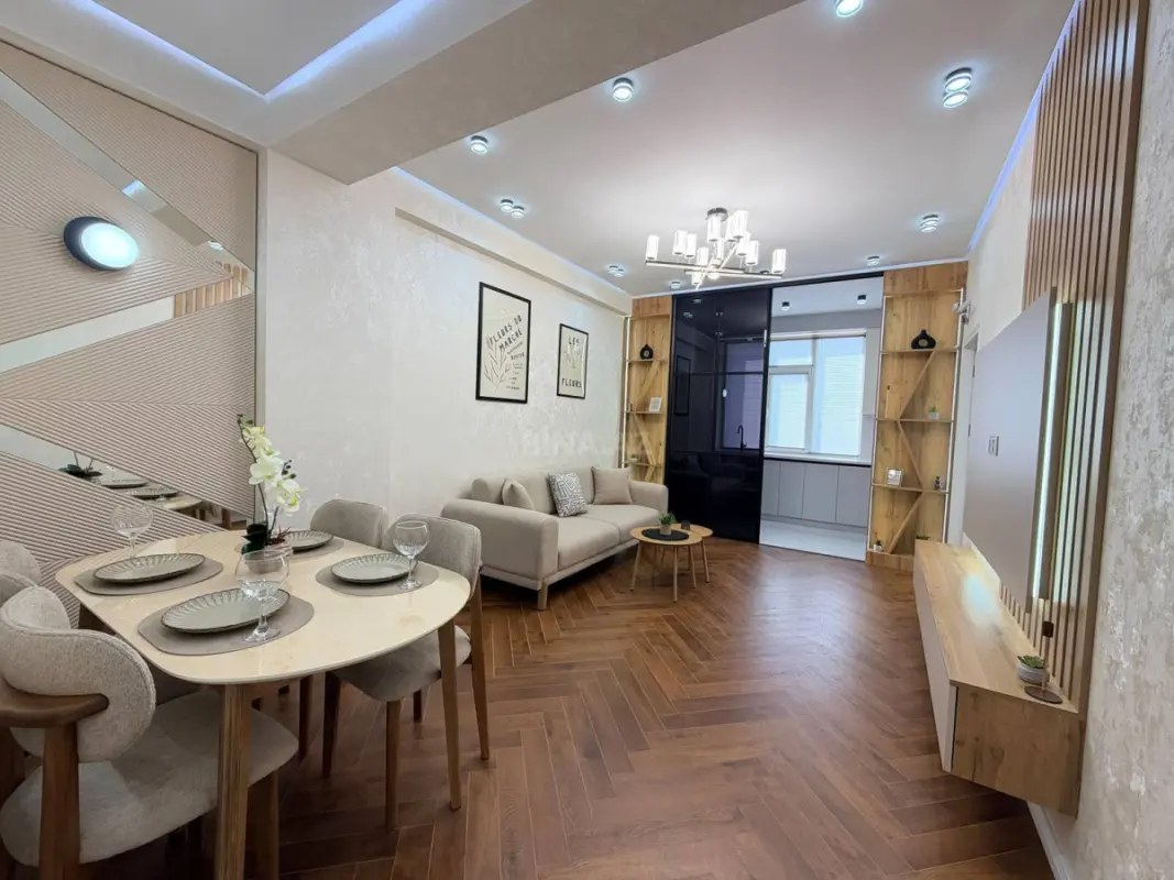 Satılır 3 otaqlı mənzil 68 m²