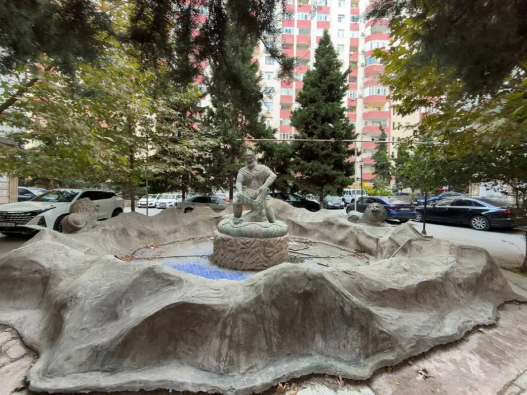 Satılır 2 otaqlı mənzil 88 m²