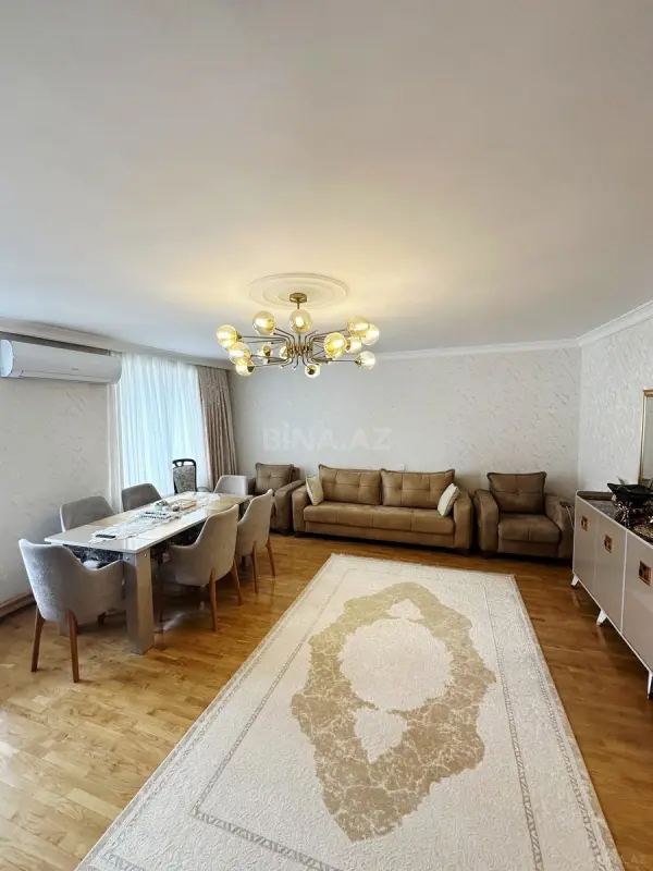 Satılır 2 otaqlı mənzil 100 m²