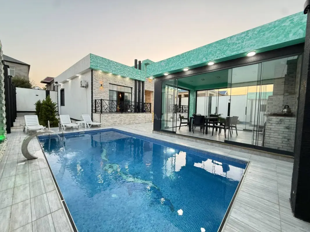 Satılır 4 otaqlı həyət evi 140 m²