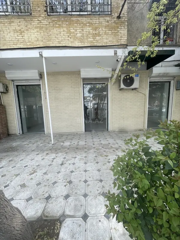 Satılır obyekt 100 m²