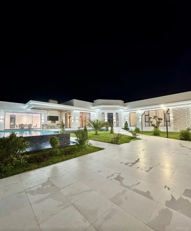 Satılır 5 otaqlı həyət evi 250 m²