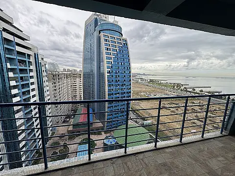 Satılır 3 otaqlı mənzil 215 m² — Bakı, Xətai 3 otaq 215.00 m²