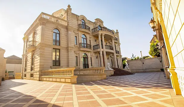 Satılır 8 otaqlı həyət evi 1000 m² — Bakı 8 otaq 1000.00 m²