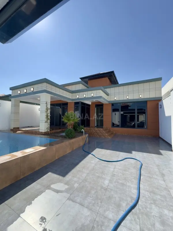 Satılır 4 otaqlı həyət evi 160 m²