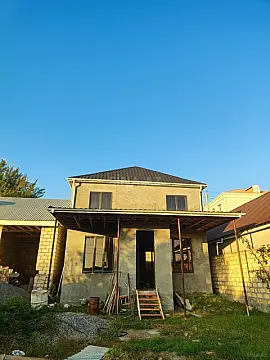 Satılır 4 otaqlı həyət evi 150 m² — Şəki 4 otaq 150.00 m²