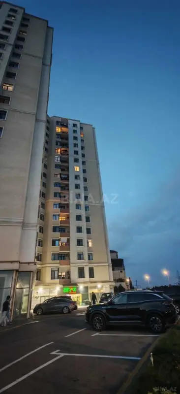 Satılır 3 otaqlı mənzil 150 m²
