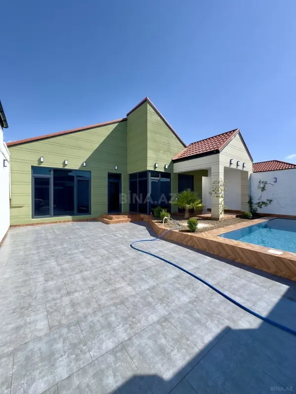 Satılır 4 otaqlı həyət evi 160 m²