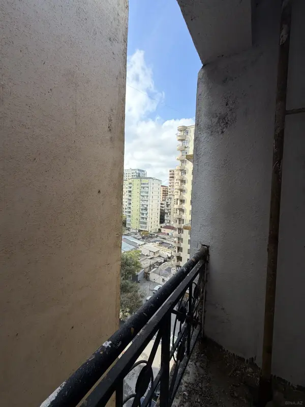 Satılır 2 otaqlı mənzil 64 m²