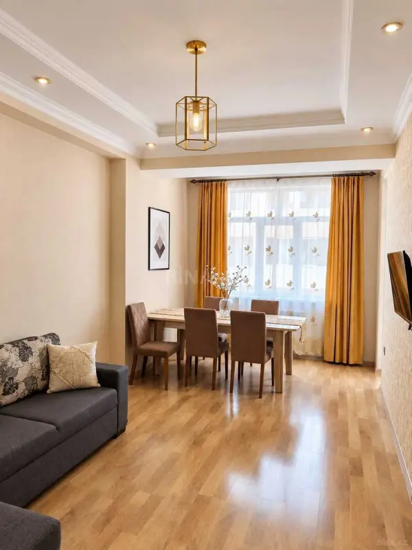 Satılır 3 otaqlı mənzil 61.7 m²