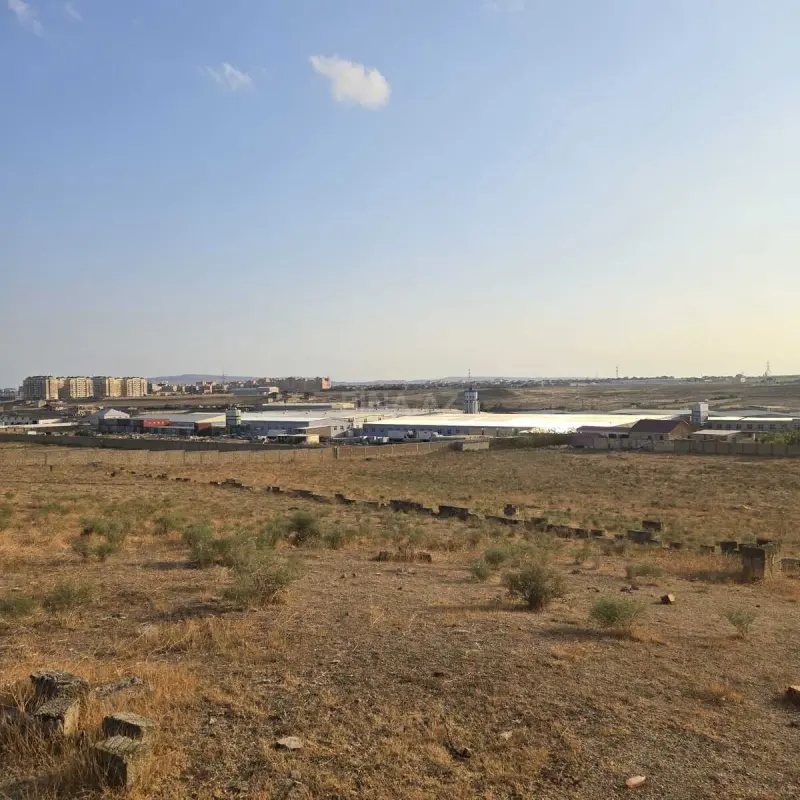 Satılır torpaq sahəsi 12 m²