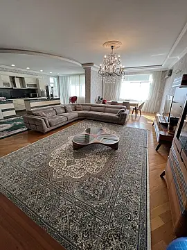 Satılır 3 otaqlı mənzil 158 m² — Bakı 3 otaq 158.00 m²